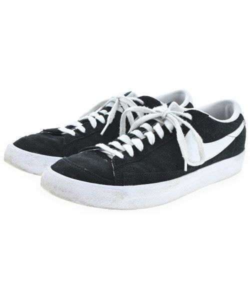 NIKE รองเท้าผ้าใบ