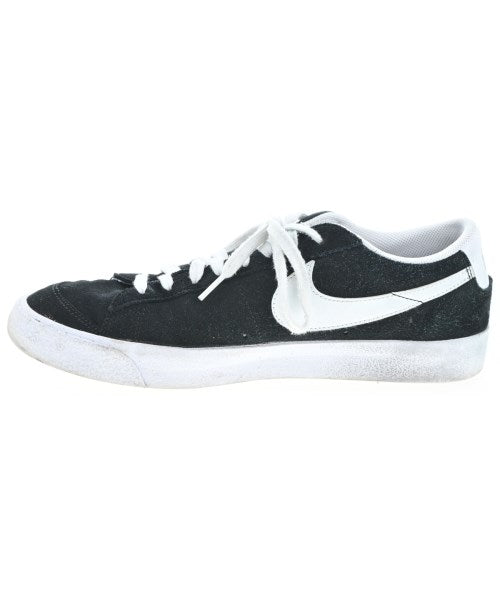 NIKE รองเท้าผ้าใบ