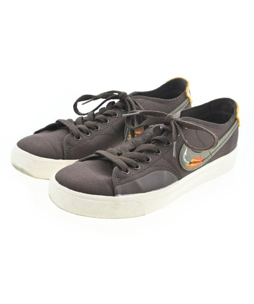 NIKE รองเท้าผ้าใบ