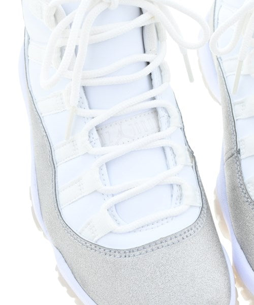 NIKE รองเท้าผ้าใบ