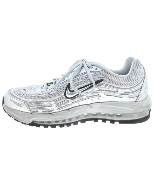 NIKE รองเท้าผ้าใบ