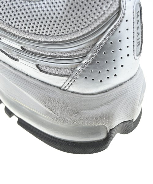 NIKE รองเท้าผ้าใบ