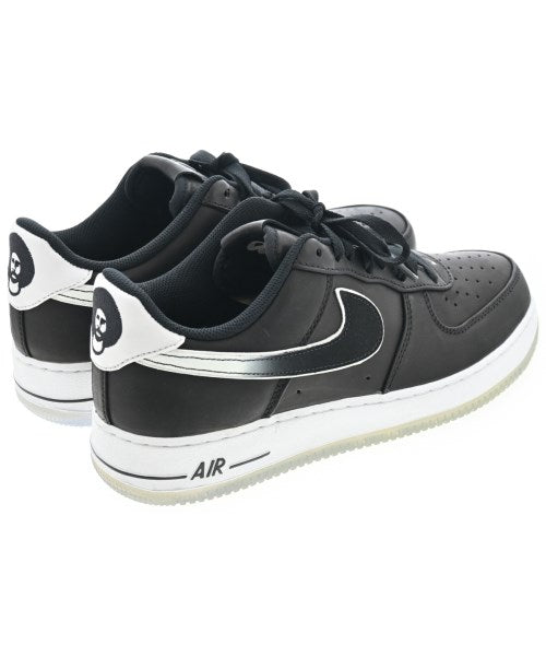 NIKE รองเท้าผ้าใบ