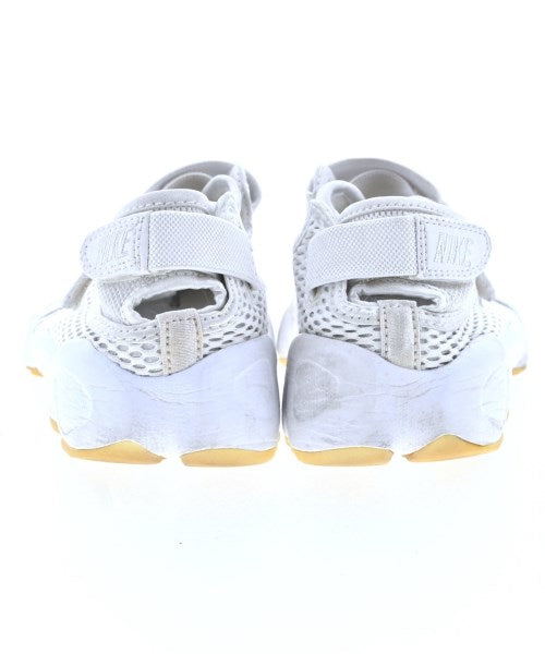 NIKE รองเท้าแตะ