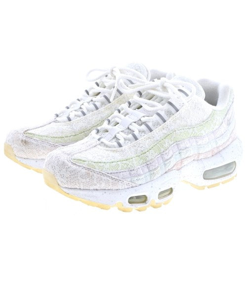 NIKE รองเท้าผ้าใบ