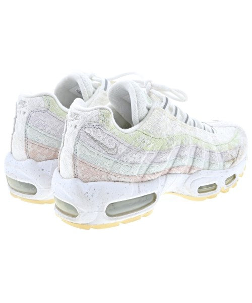 NIKE รองเท้าผ้าใบ