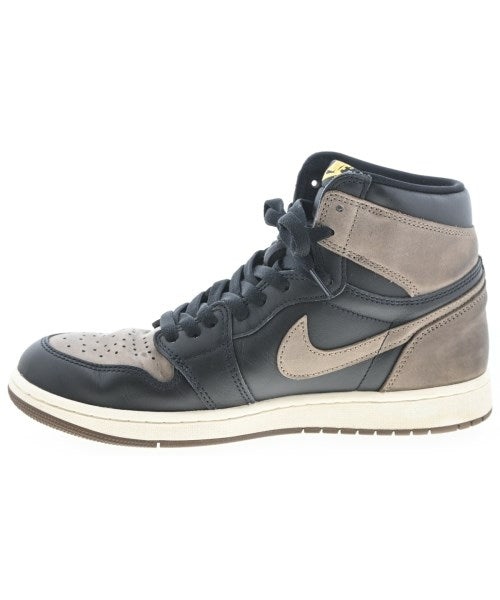NIKE รองเท้าผ้าใบ