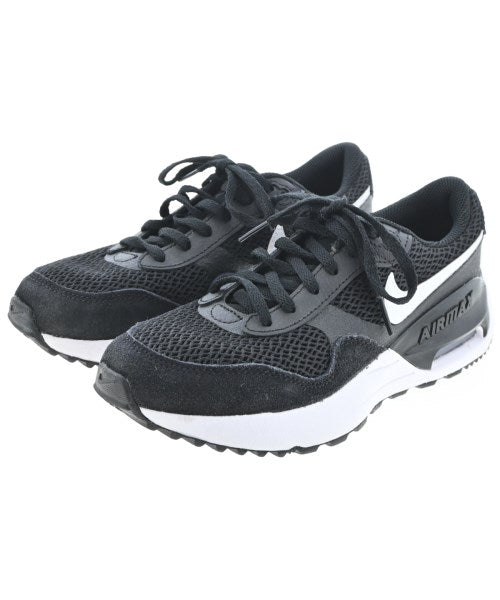 NIKE รองเท้าผ้าใบ