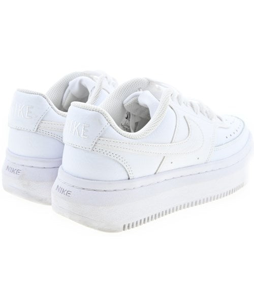 NIKE รองเท้าผ้าใบ