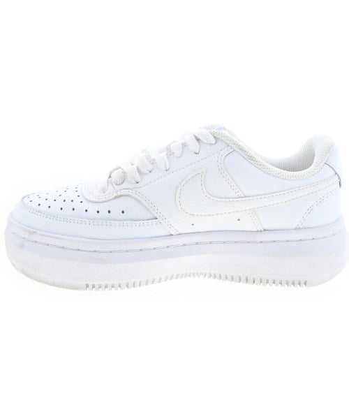 NIKE รองเท้าผ้าใบ
