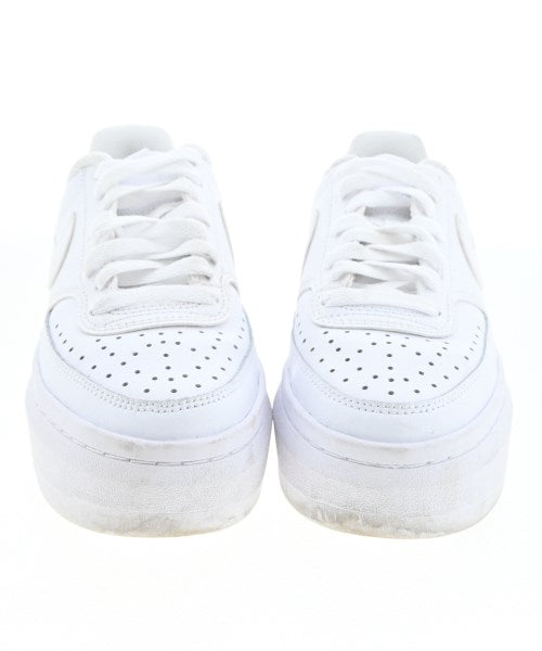NIKE รองเท้าผ้าใบ