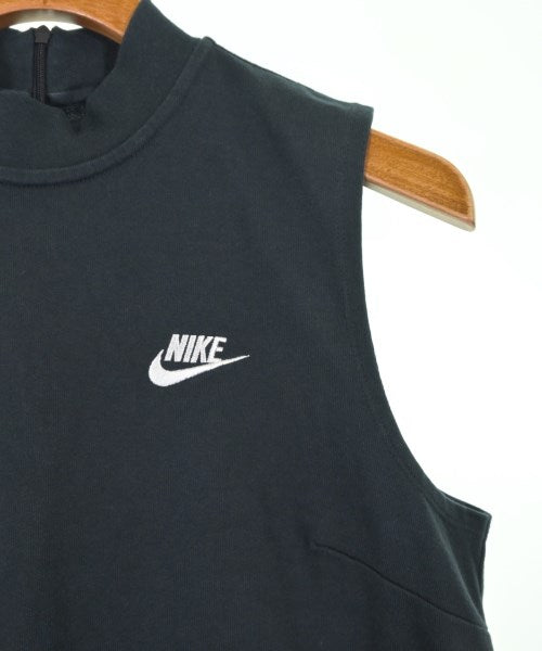 NIKE ชุดเดรส