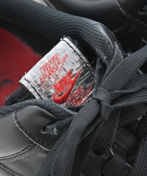NIKE รองเท้าผ้าใบ