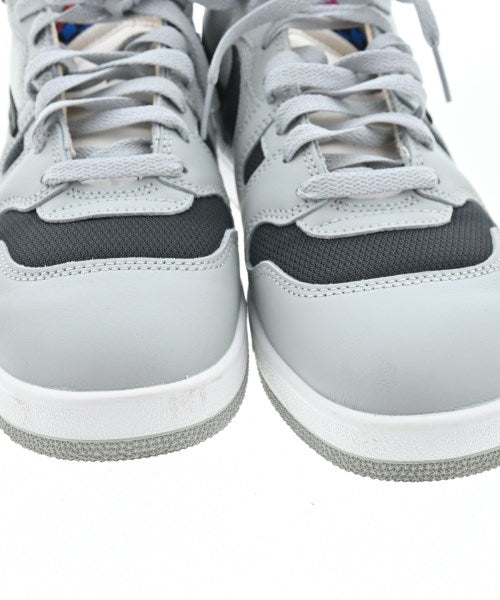 NIKE รองเท้าผ้าใบ