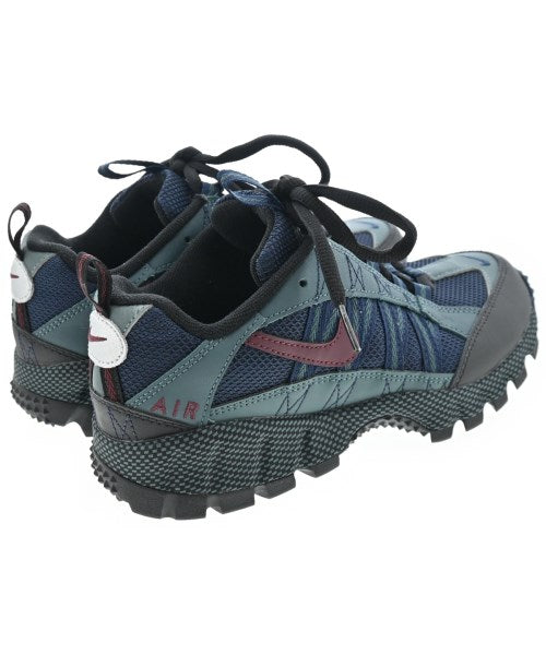 NIKE รองเท้าผ้าใบ
