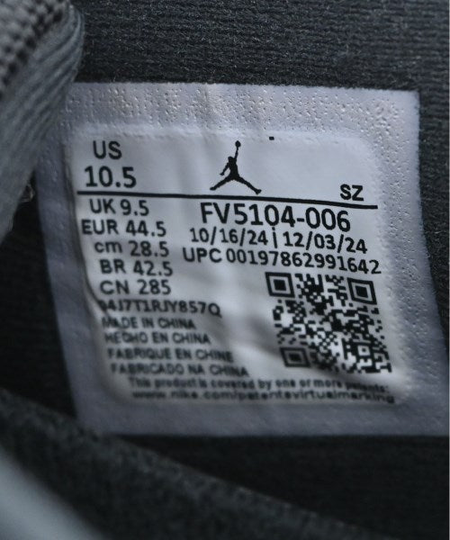 NIKE รองเท้าผ้าใบ
