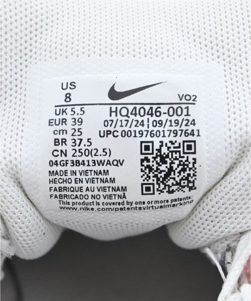 NIKE รองเท้าผ้าใบ