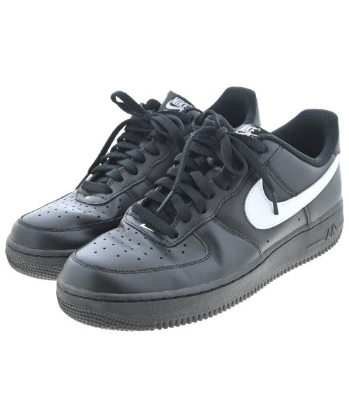 NIKE รองเท้าผ้าใบ