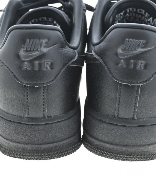 NIKE รองเท้าผ้าใบ