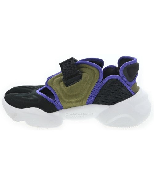 NIKE รองเท้าผ้าใบ