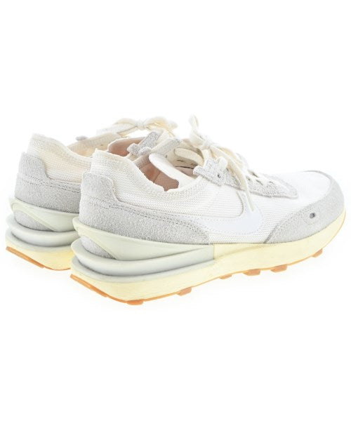 NIKE รองเท้าผ้าใบ