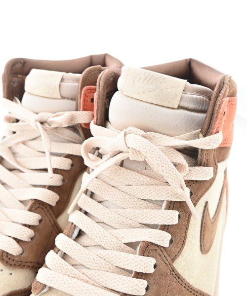 NIKE รองเท้าผ้าใบ