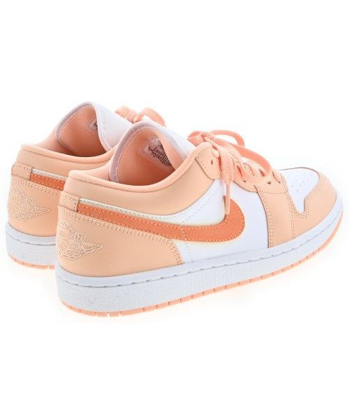 NIKE รองเท้าผ้าใบ