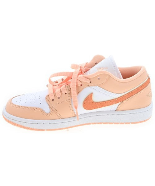 NIKE รองเท้าผ้าใบ