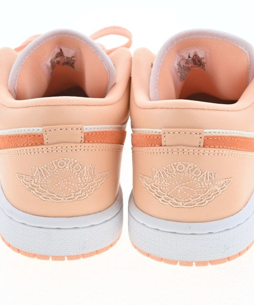 NIKE รองเท้าผ้าใบ