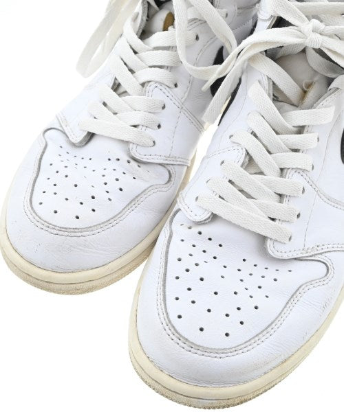 NIKE รองเท้าผ้าใบ