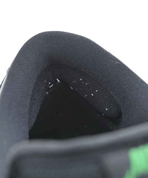 NIKE รองเท้าผ้าใบ