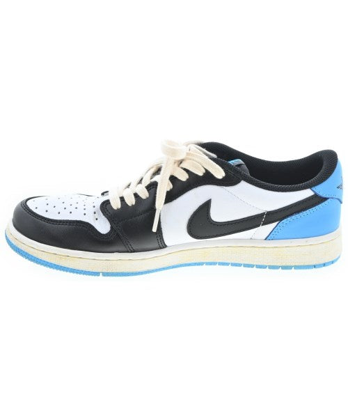 NIKE รองเท้าผ้าใบ