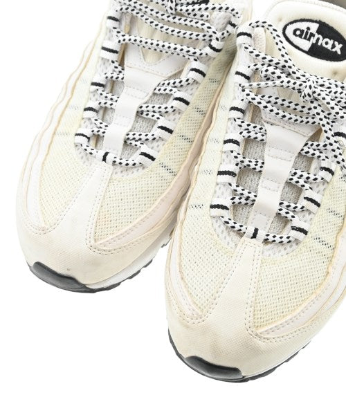 NIKE รองเท้าผ้าใบ
