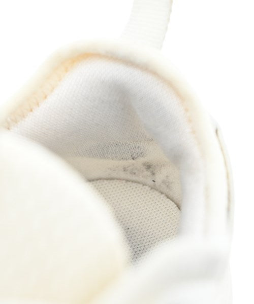 NIKE รองเท้าผ้าใบ