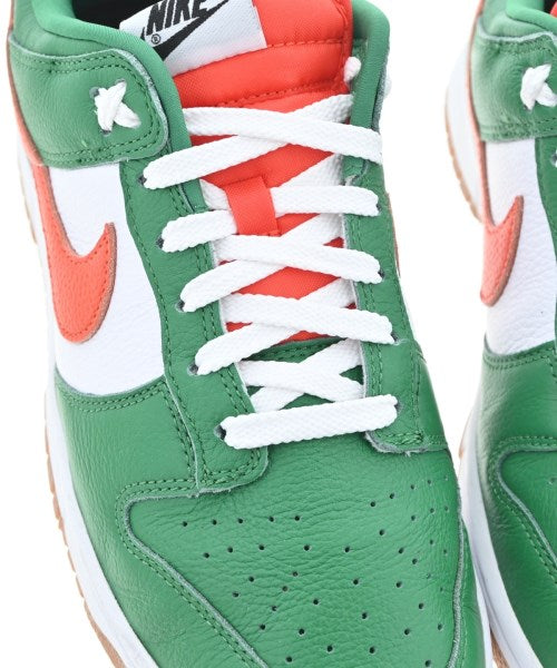 NIKE รองเท้าผ้าใบ
