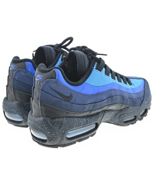 NIKE รองเท้าผ้าใบ