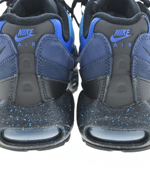 NIKE รองเท้าผ้าใบ