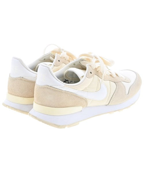 NIKE รองเท้าผ้าใบ