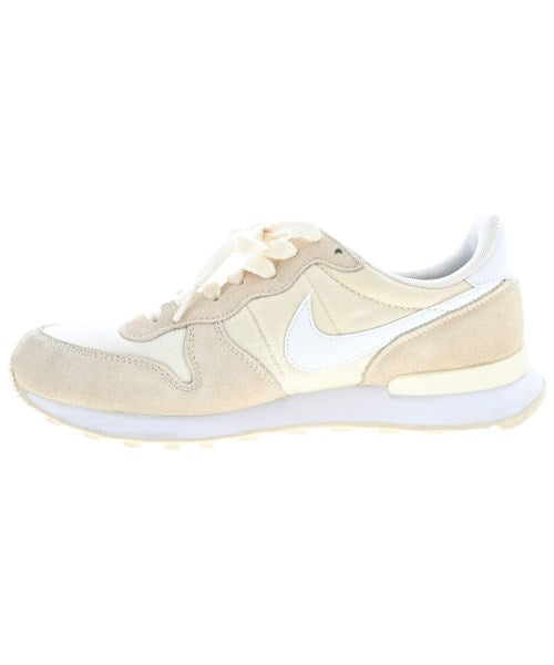 NIKE รองเท้าผ้าใบ