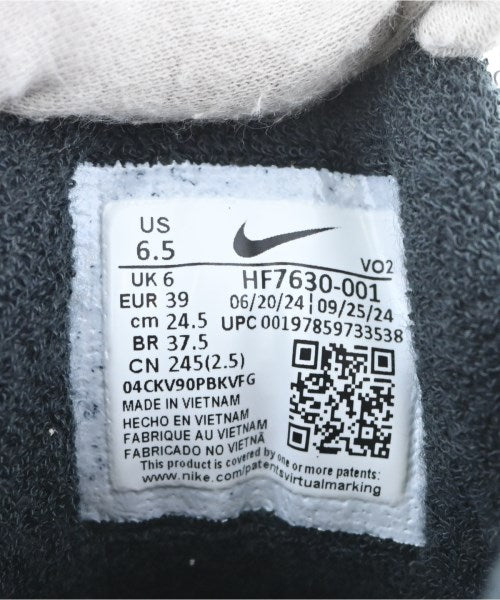 NIKE รองเท้าผ้าใบ