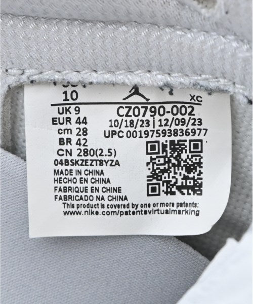 NIKE รองเท้าผ้าใบ