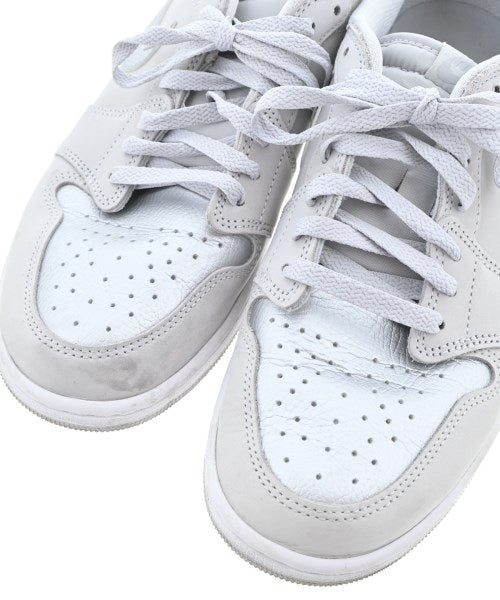 NIKE รองเท้าผ้าใบ