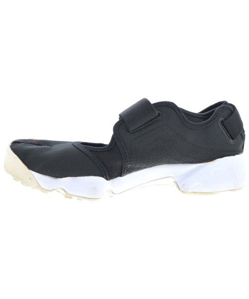 NIKE รองเท้าผ้าใบ