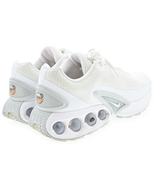 NIKE รองเท้าผ้าใบ