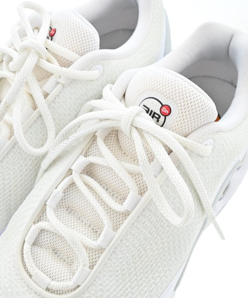 NIKE รองเท้าผ้าใบ