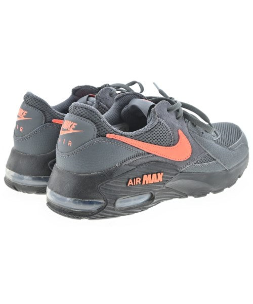 NIKE รองเท้าผ้าใบ