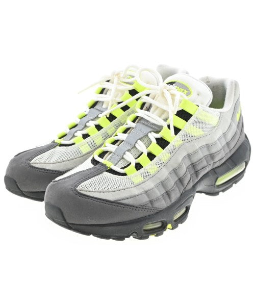 NIKE รองเท้าผ้าใบ