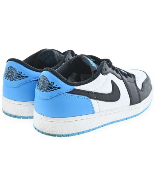 NIKE รองเท้าผ้าใบ