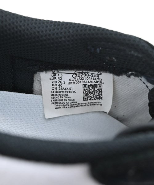 NIKE รองเท้าผ้าใบ