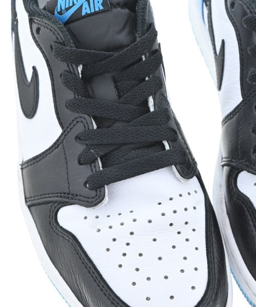 NIKE รองเท้าผ้าใบ